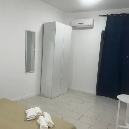 The Traveler's House *